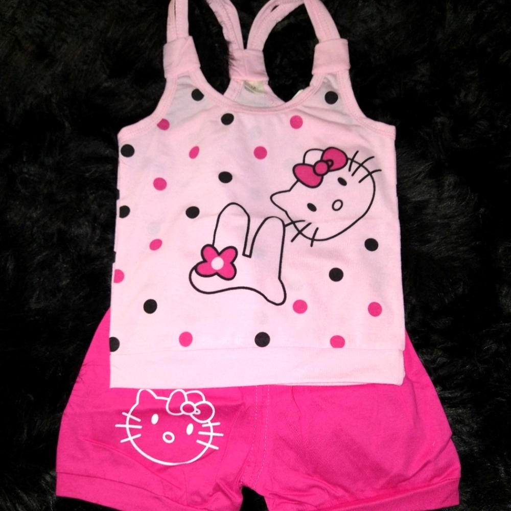 Pink hello Kitty short set.